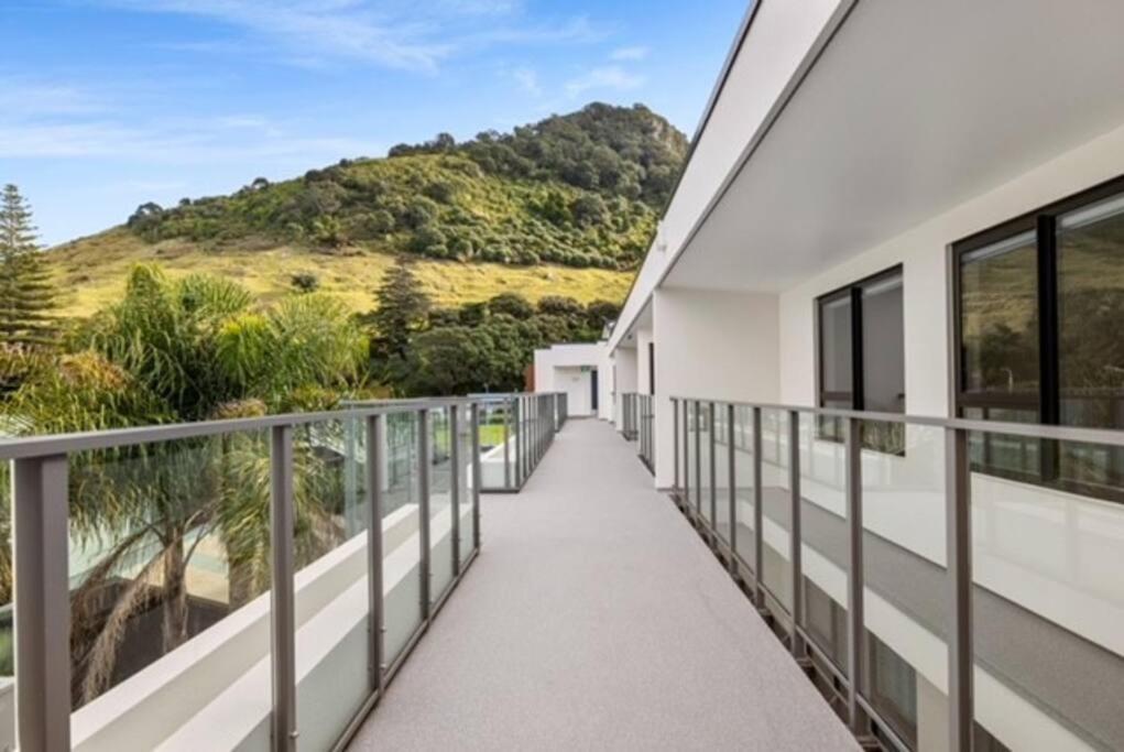 Luxury Beach Escape - 6 Adams Ave Mt Maunganui Mount Maunganui Exteriör bild