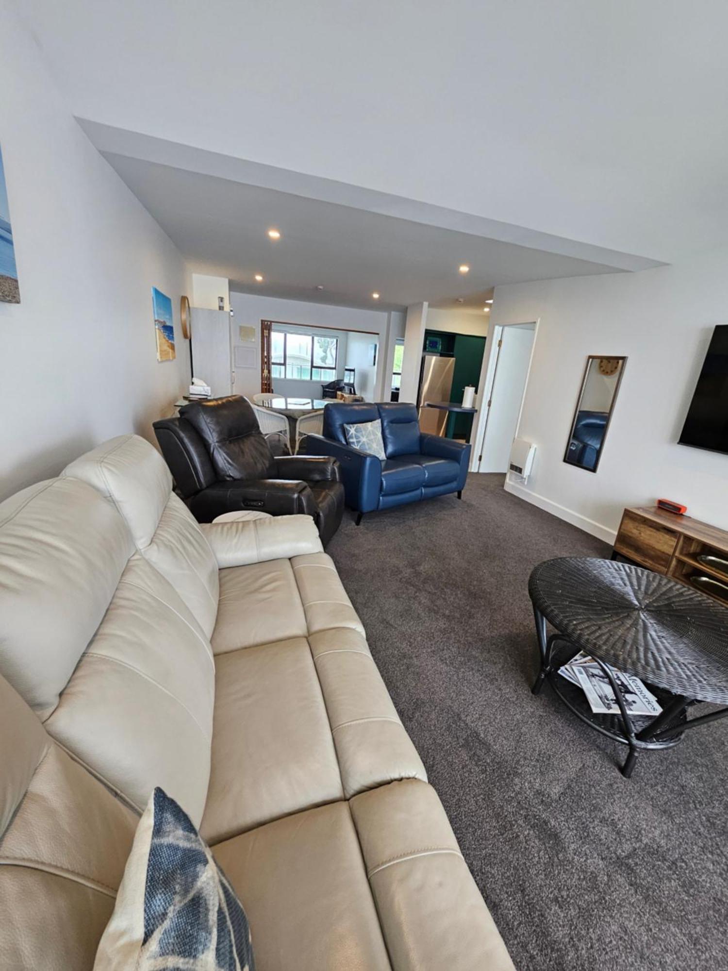 Luxury Beach Escape - 6 Adams Ave Mt Maunganui Mount Maunganui Exteriör bild